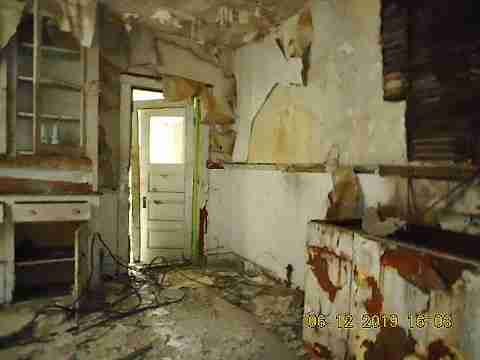 4117 Van Dyke (14)_m.jpg